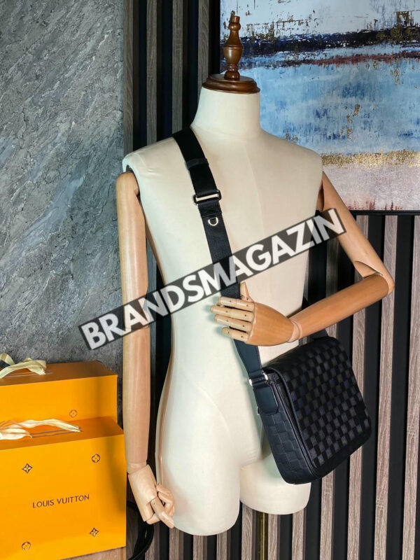 Сумка-мессенджер Louis Vuitton BM47476851777 3