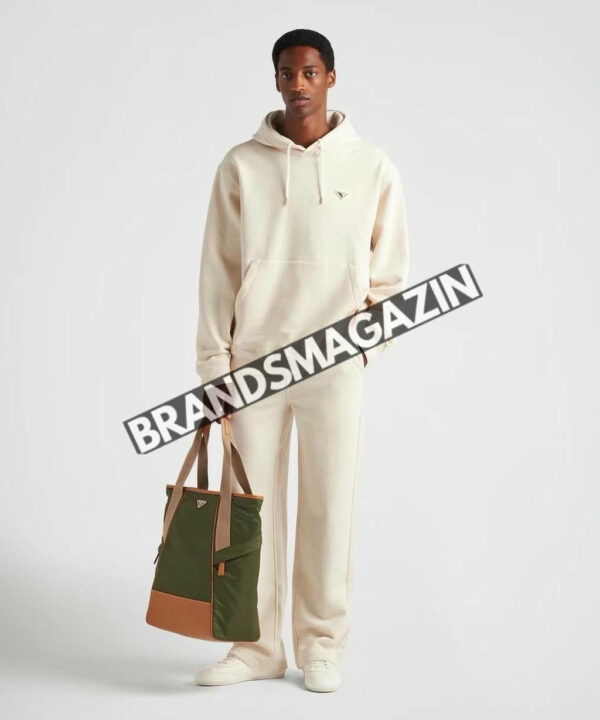 Худи Prada BM46683844377 Худи Prada BM46683844377