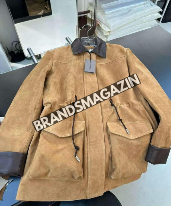 Куртка Balenciaga BM46089231477 Куртка Balenciaga BM46089231477