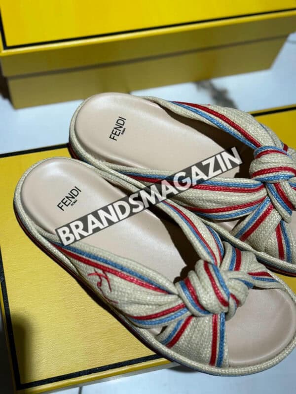 Шлепанцы Fendi BM71806977 3