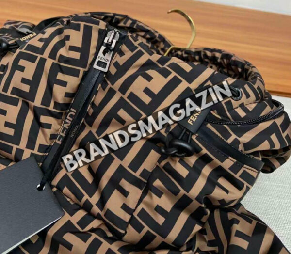 Куртка Fendi BM7673077 4