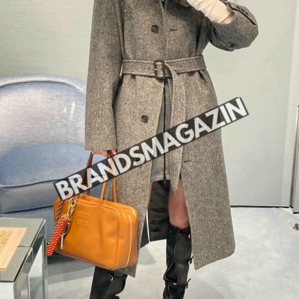 Пальто MIU MIU BM46878494677