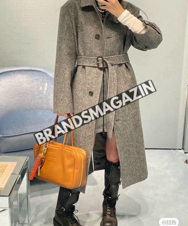 Пальто MIU MIU BM46878494677 Пальто MIU MIU BM46878494677