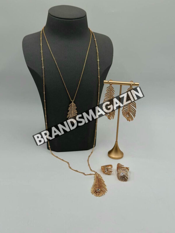 Кольцо Boucheron маленькое BM46189869777