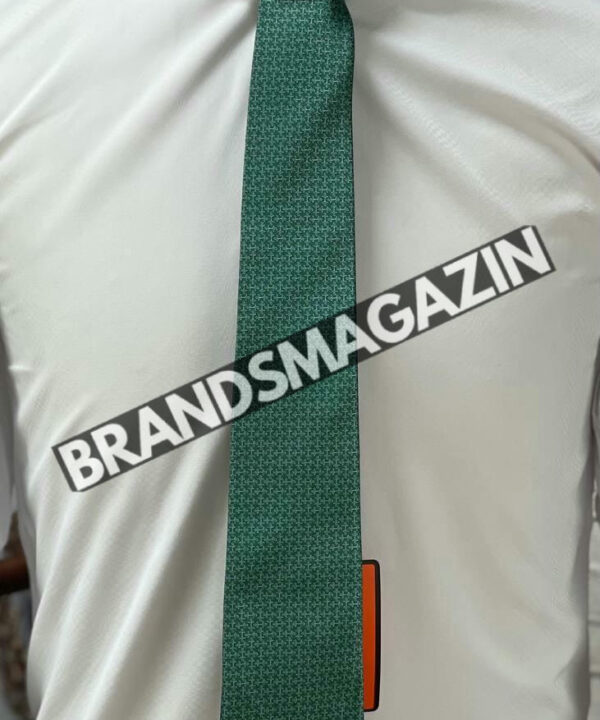 Галстук Hermes BM46244981777 Галстук Hermes BM46244981777