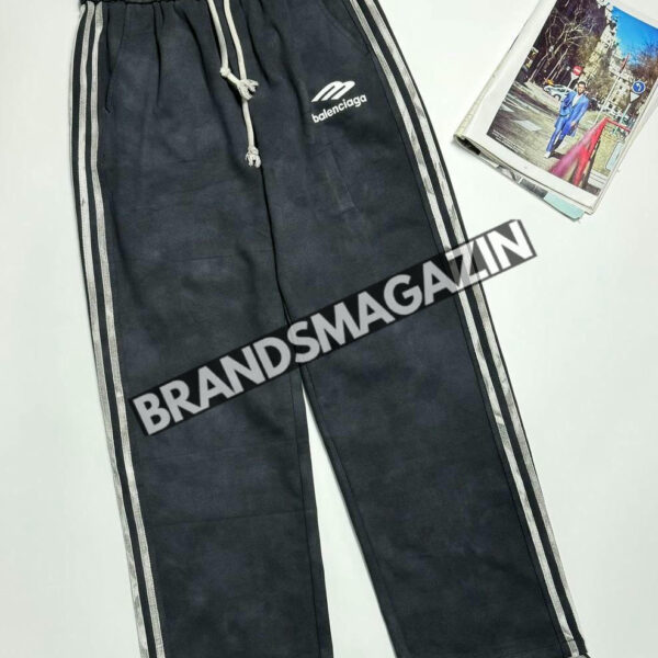 Спортивные штаны Balenciaga BM47000421477