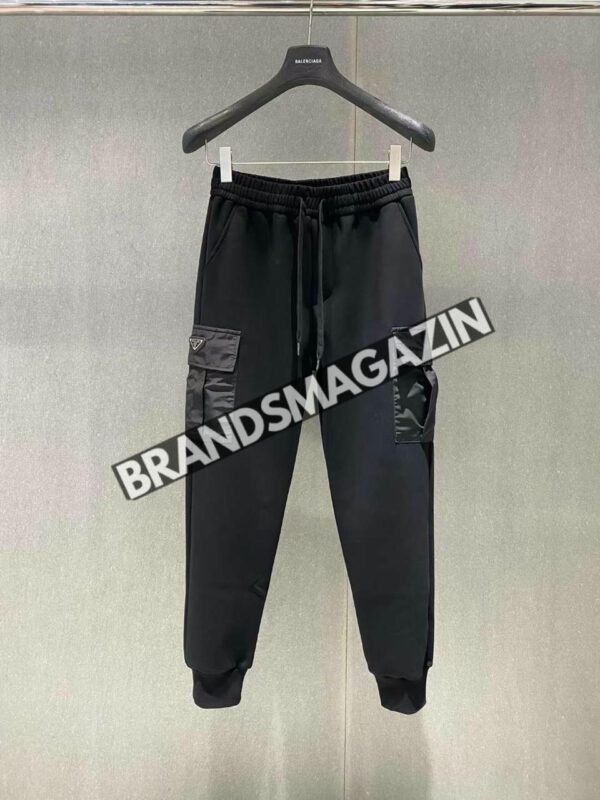 Спортивные штаны Prada BM45840364877