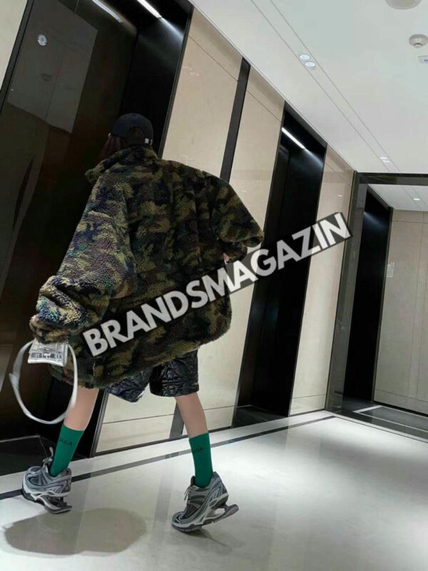 Шуба Balenciaga BM46722873077 2