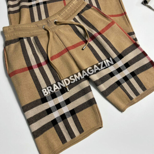 Прогулочный костюм Burberry BM71941577 2