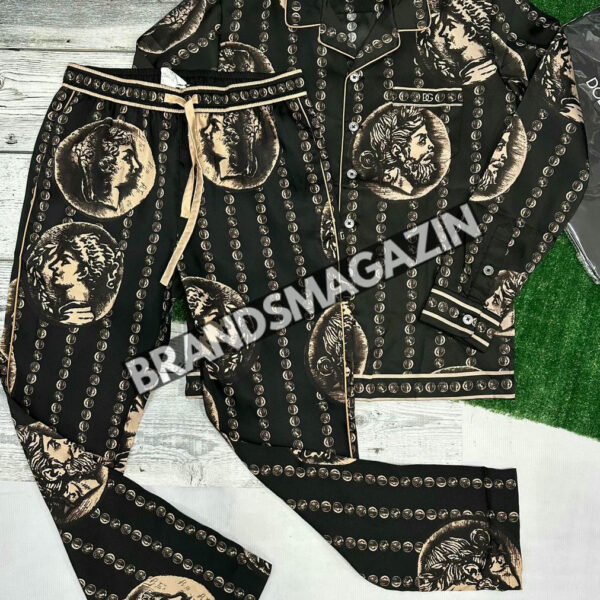 Прогулочный костюм Dolce&Gabbana BM71204077