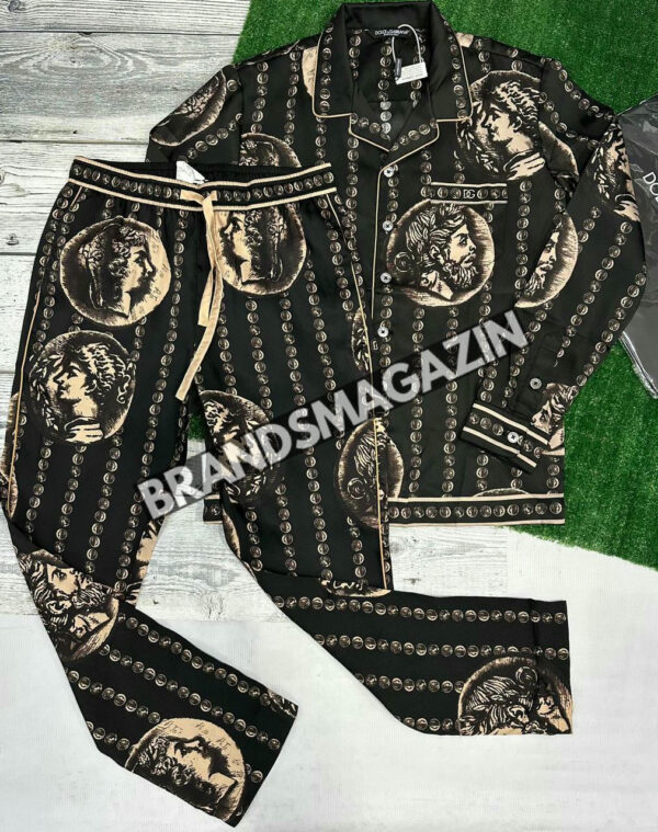 Прогулочный костюм Dolce&Gabbana BM71204077