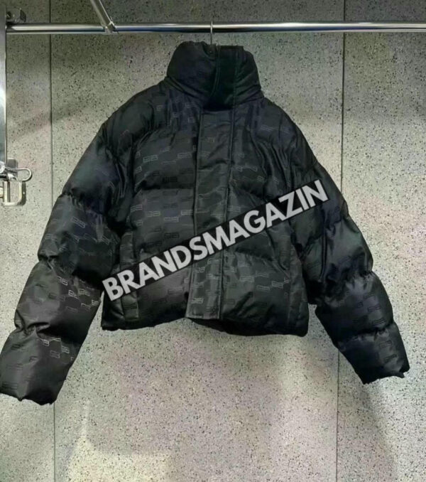 Пуховик Balenciaga BM46562299677