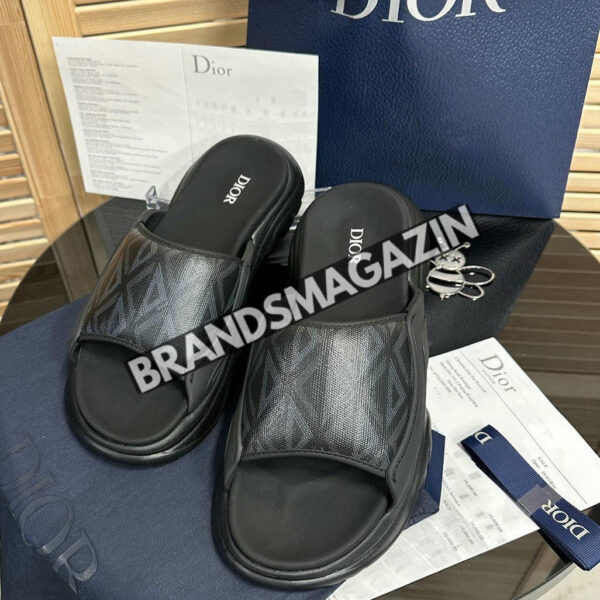 Шлепанцы Christian Dior BM72161477