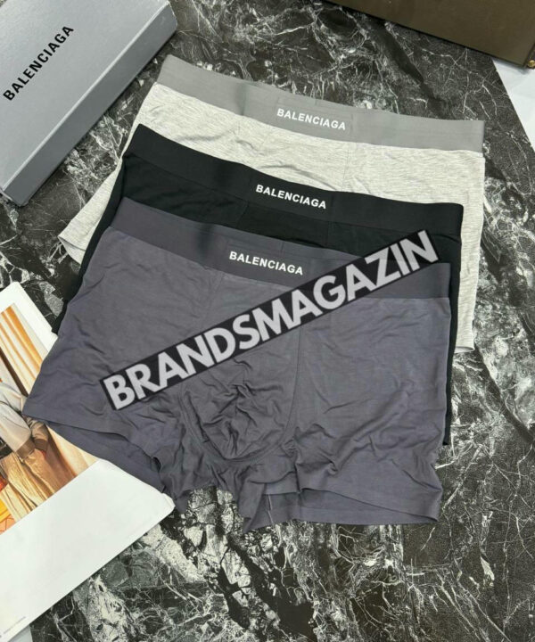 Комплект трусов боксеры Balenciaga BM7068977 Комплект трусов боксеры Balenciaga BM7068977
