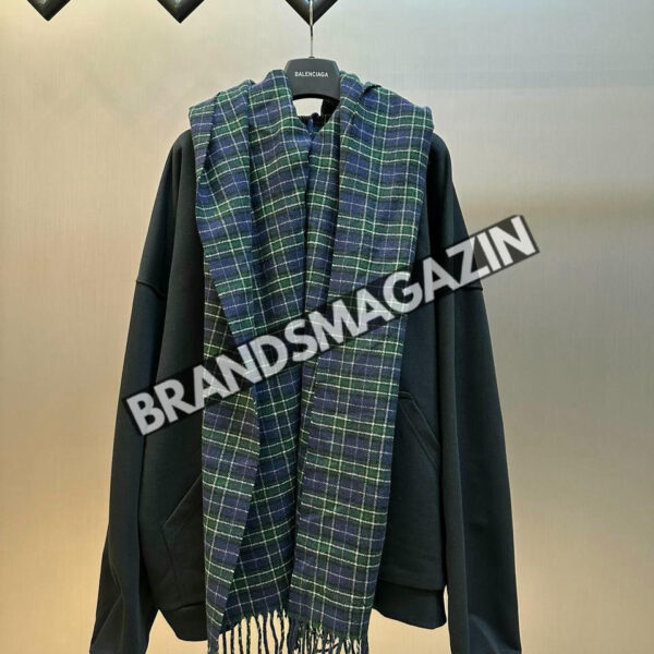 Худи Balenciaga BM46478710577