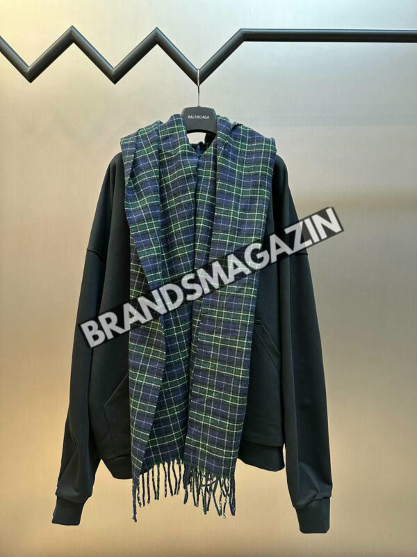 Худи Balenciaga BM46478710577