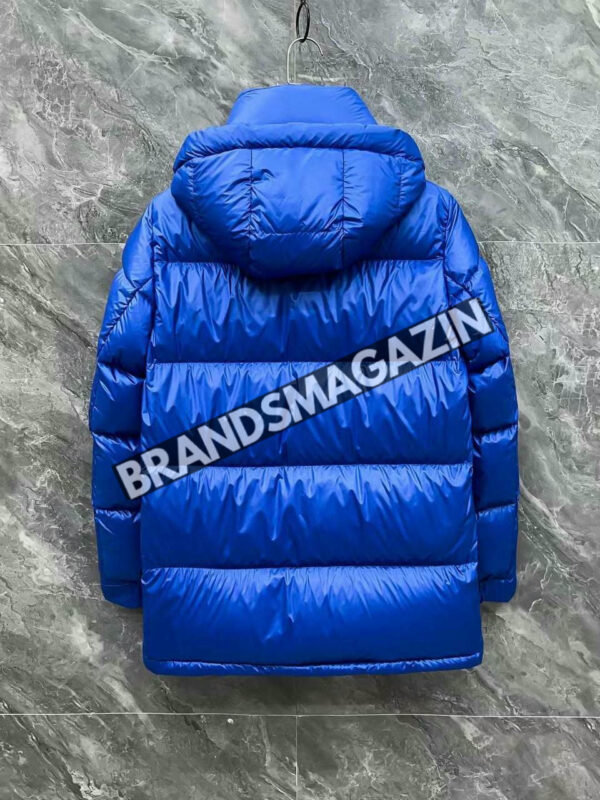 Пуховик Valentino BM46269912977 2