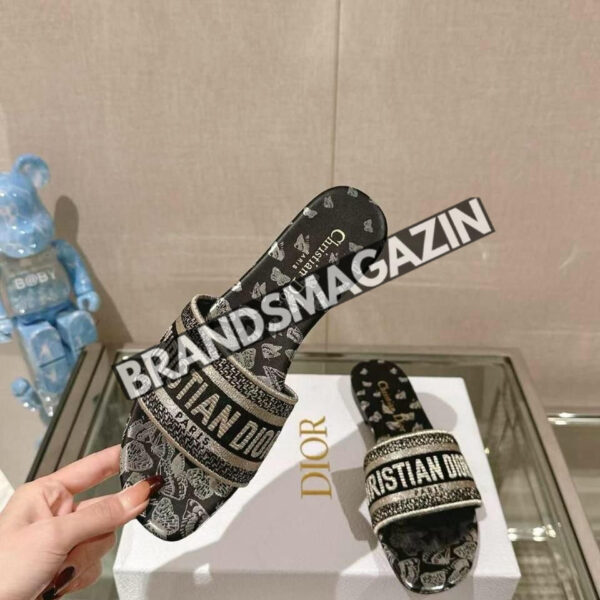 Шлепанцы Dior BM70435177