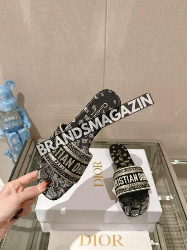 Шлепанцы Dior BM70435177