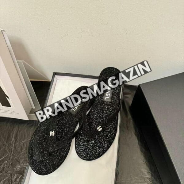 Шлепанцы Chanel BM70817077