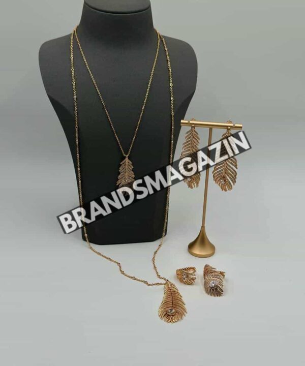 Кольцо Boucheron крупное BM46189825577 Кольцо Boucheron крупное BM46189825577