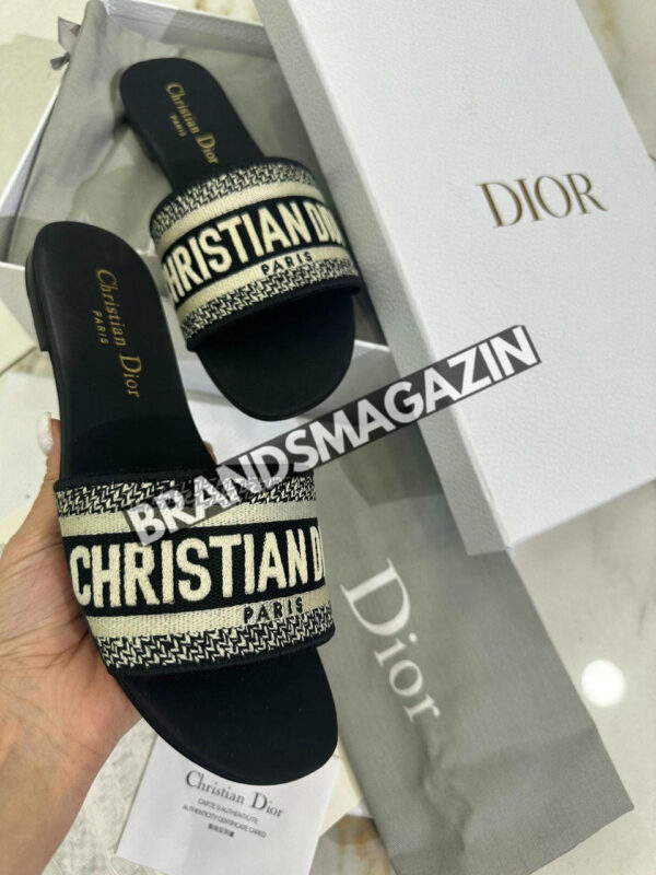 Шлепанцы Dior BM71316177