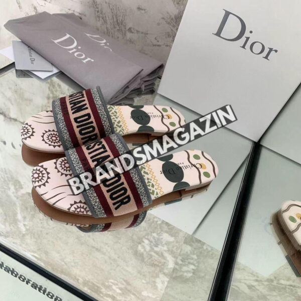 Шлепанцы Dior BM69495677