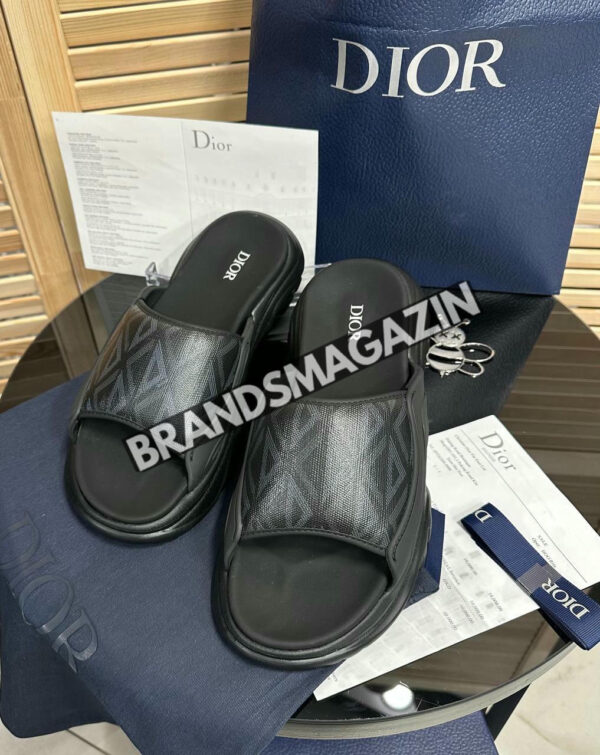 Шлепанцы Dior BM71696477
