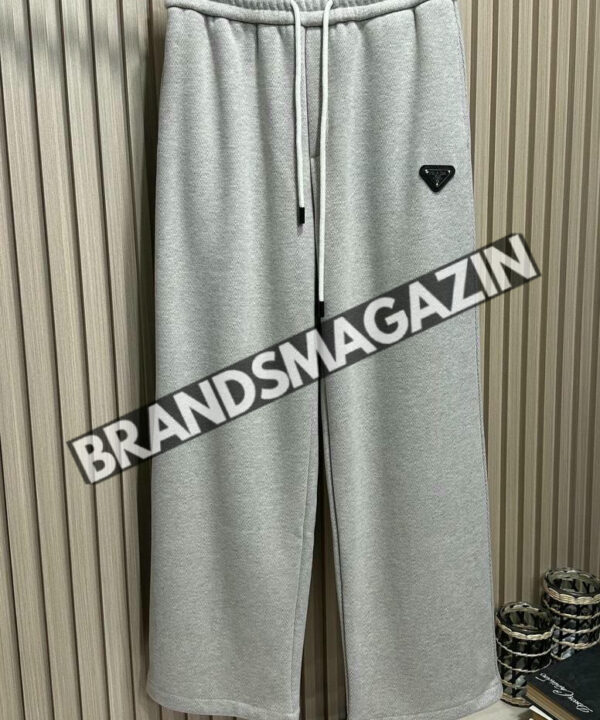 Спортивные штаны Prada BM47568989677 Спортивные штаны Prada BM47568989677