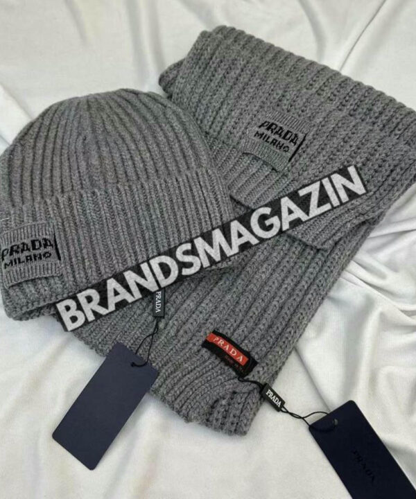 Комплект шапка и шарф Prada BM46385200277 Комплект шапка и шарф Prada BM46385200277