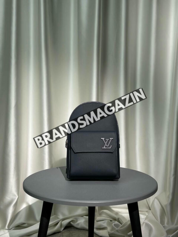 Сумка-слинг Louis Vuitton BM47515766077