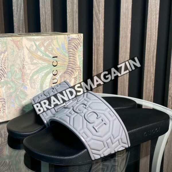 Шлепанцы Gucci BM70427577