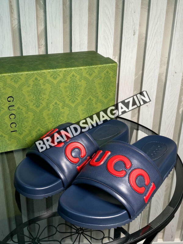 Шлепанцы Gucci BM71618677