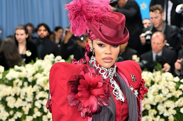 Теяна Тейлор и Marc Jacobs: синергия моды и индивидуальности на Met Gala
