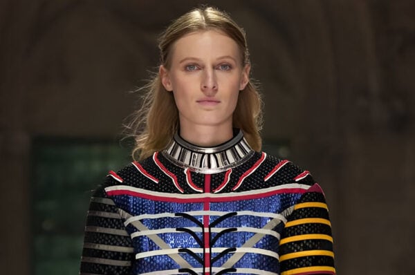 Круизная коллекция Louis Vuitton: театр моды в Папском дворце Авиньона