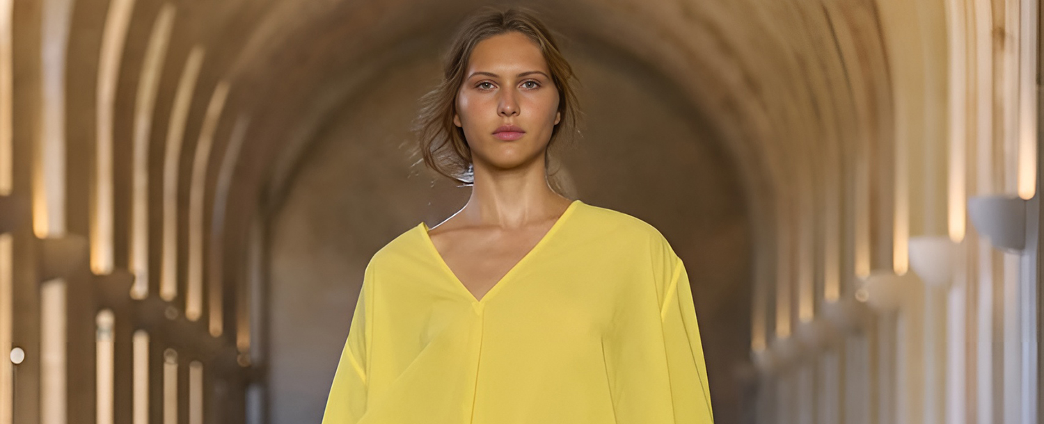 Симон‑Порт Jacquemus: «Le Paysan» на версальском подиуме SS26