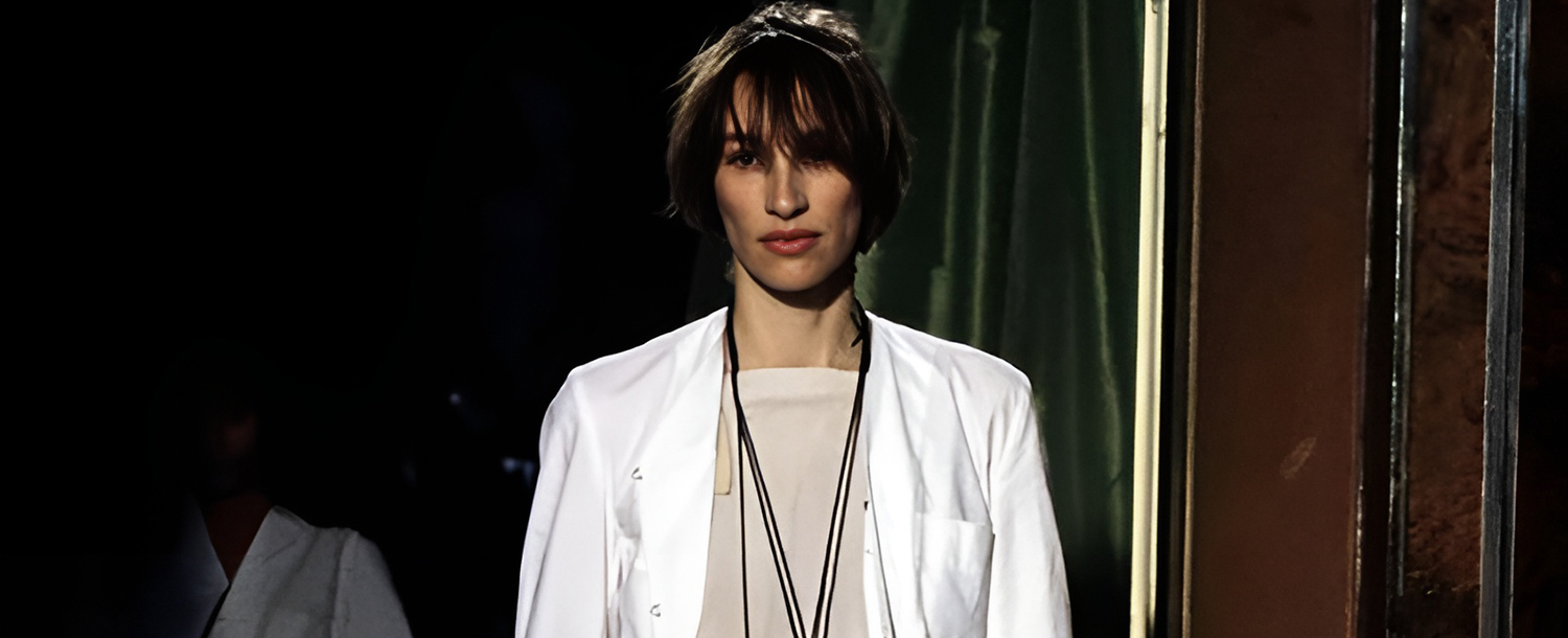 Первый показ Гленна Мартенса в Maison Margiela: новая эпоха арт-де-ко в высокой моде